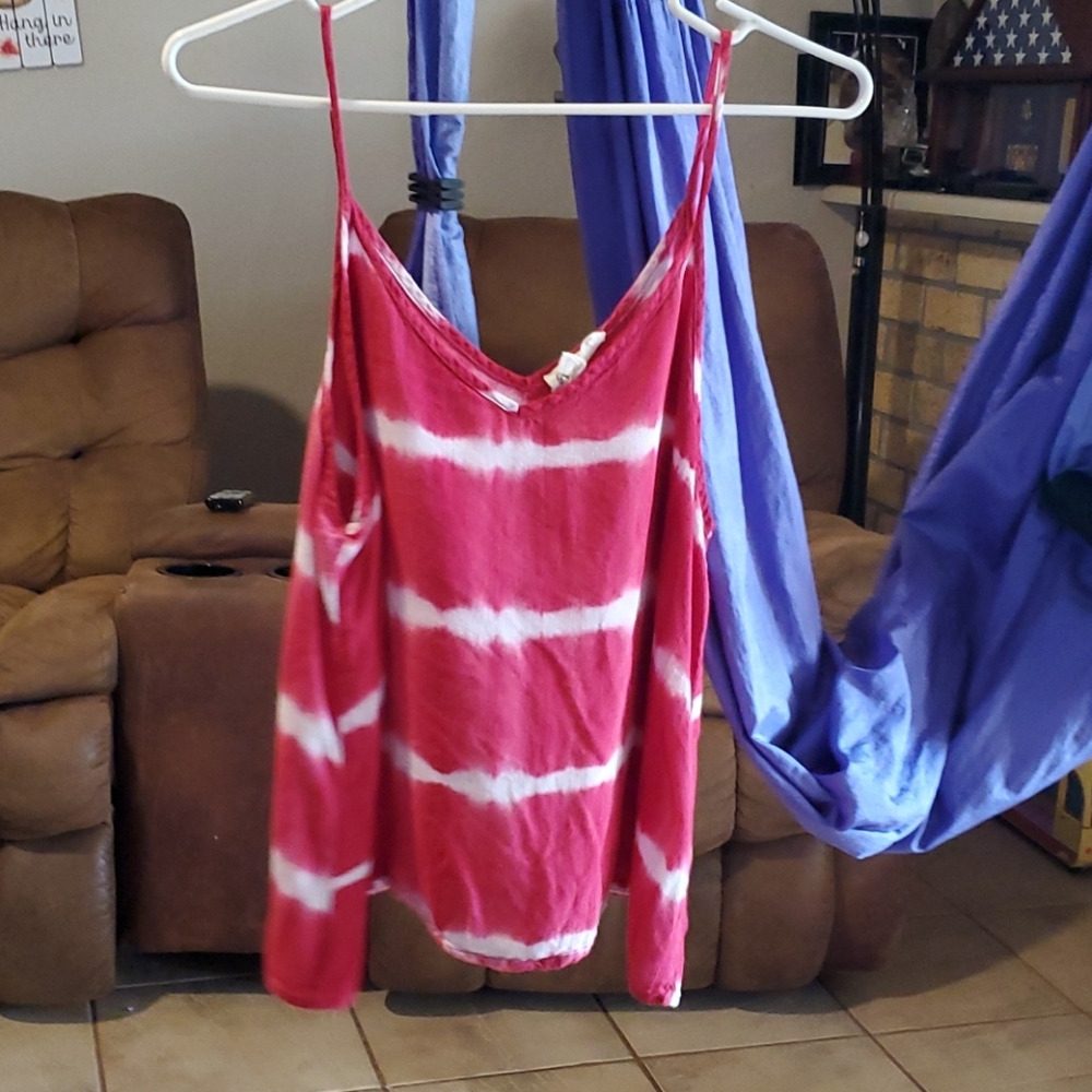 Spaghetti strap